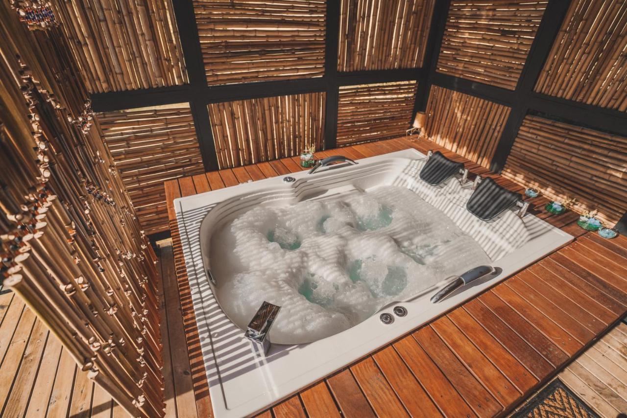 Hotel Cardinal Glamping Guatapé Exteriér fotografie